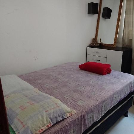 شقة Florianópolis  في Quarto Casal Em Casa Familiar المظهر الخارجي الصورة